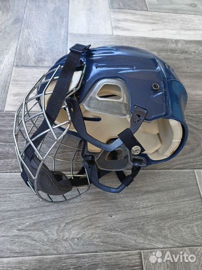 Шлем хоккейный детский