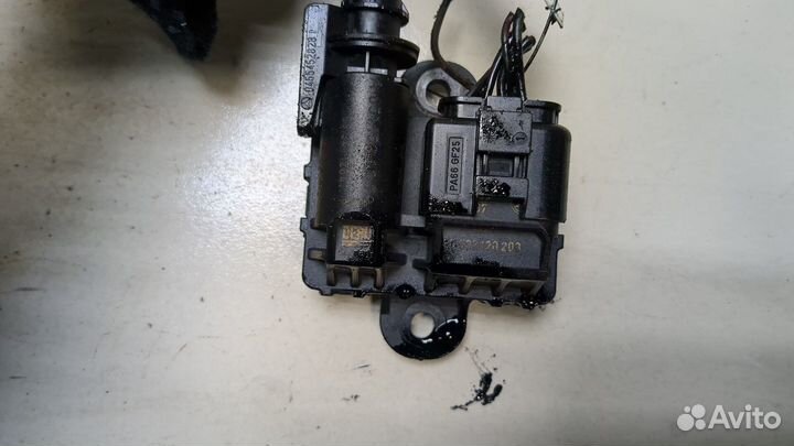 Реле накала Mercedes C W204, 2010