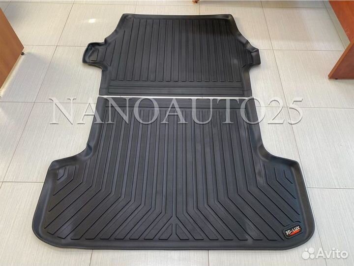 Коврик в Багажник Toyota Hiace 2004++ узкая кабина