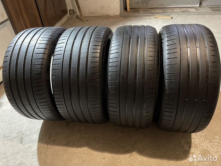 Pirelli P Zero 265/35 R20 и 295/30 R20