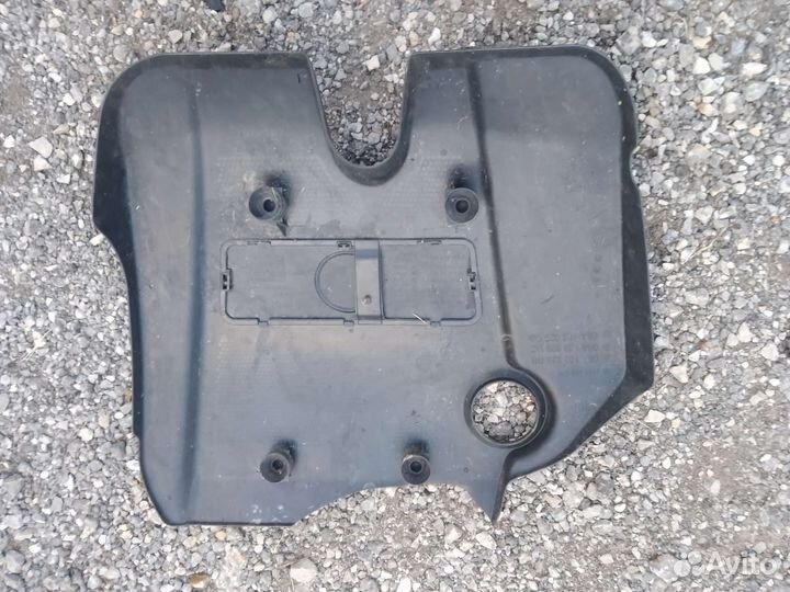 Накладка на двигатель Skoda Octavia Tour A4