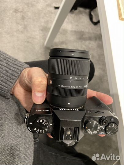 Объектив sigma 18—50mm F2.8 DC DN