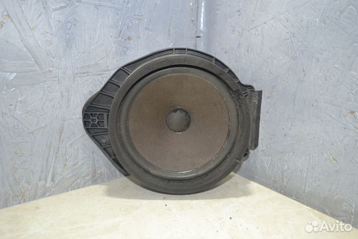 Динамик передний левый Skoda Octavia 1 (A4)