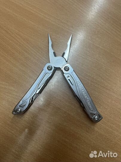 Мультитул leatherman wingman