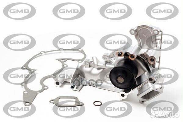 Помпа водяная Toyota gwt84a GMB