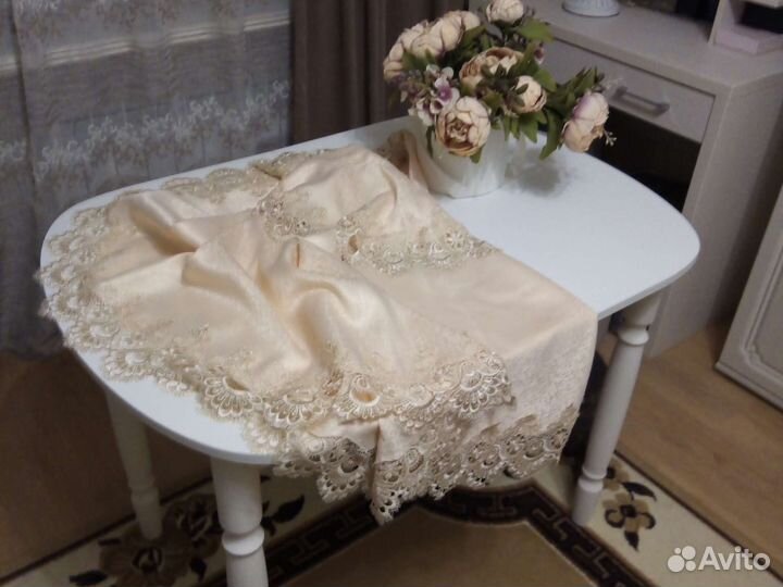 Скатерть на круглый стол