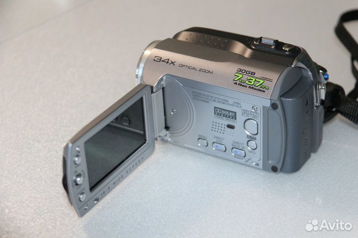 Видеокамера JVC Everio GZ-MG135