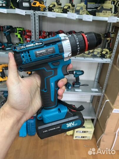 Шуруповерт makita 18v