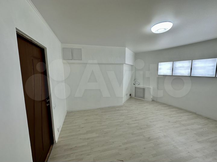 Свободного назначения, 270 м²