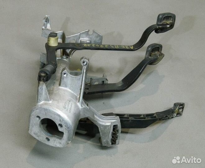 Педальный узел Audi 80 B3 1.8