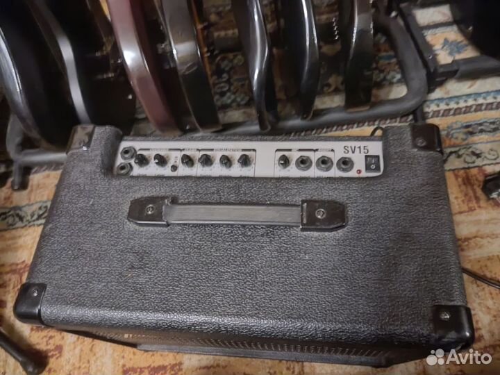 Комбоусилитель Invasion+микрофон/вход