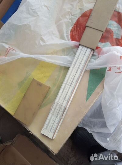 Логарифмическая линейка производства СССР