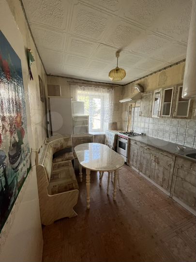 1-к. квартира, 37 м², 3/3 эт.