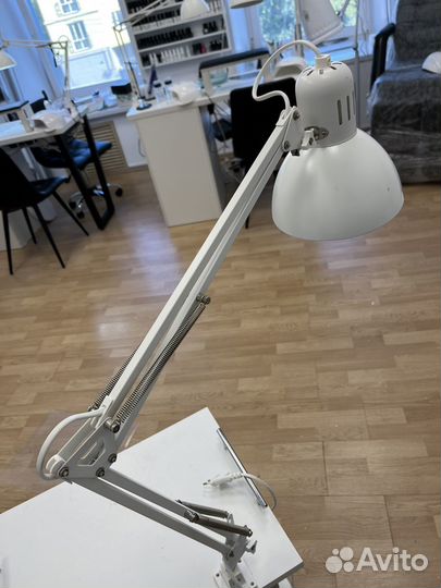 Лампа настольная