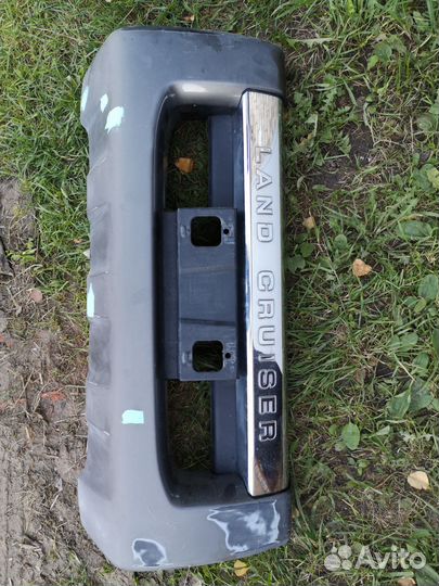 Накладка переднего бампера toyota land cruiser 200