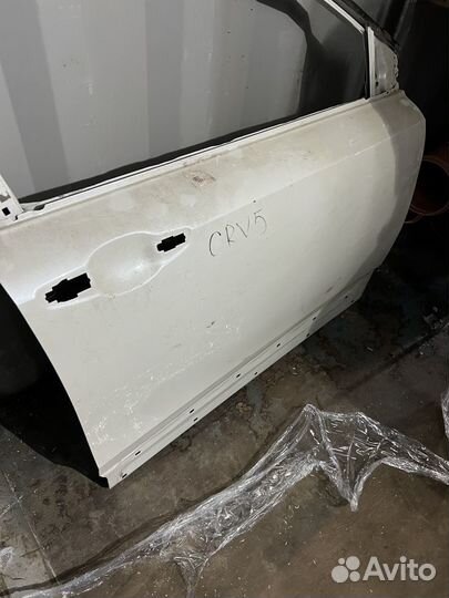 Дверь передняя правая Honda CRV