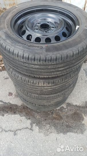 Continental ContiPremiumContact 5 215/60 R16 95H
