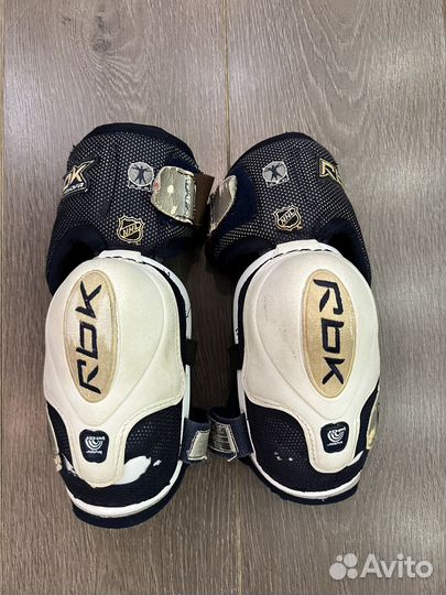 Налокотники хоккейные sr