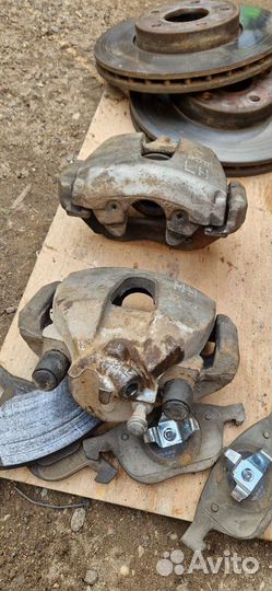 Тормозные суппорта на Ford Focus 2