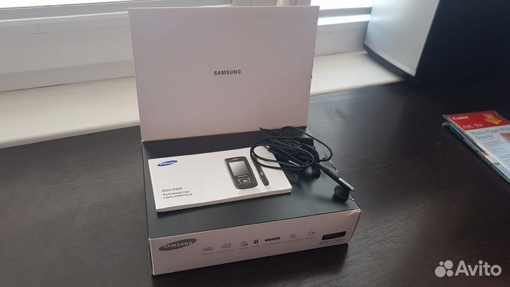 Коробка, наушники к телефону Samsung SGH-D900