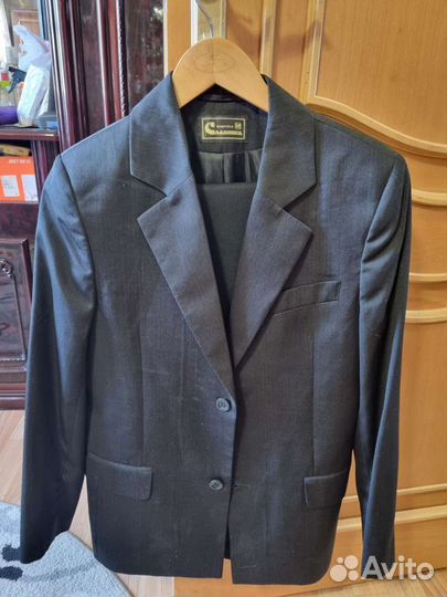 Школьный костюм