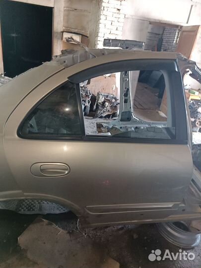 Дверь задняя правая Nissan almera classic. B10