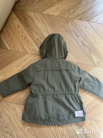 Парка для девочки zara