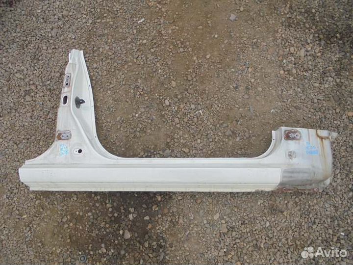 Порог правый Nissan Laurel HC35 RB20DE 2001/2