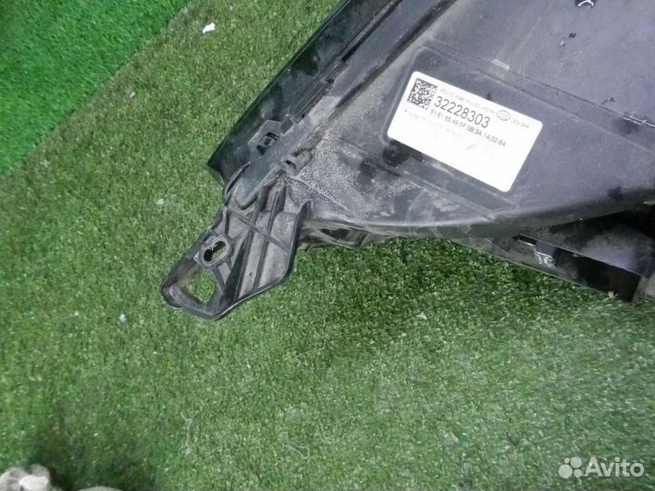 Фара правая Volvo XC90