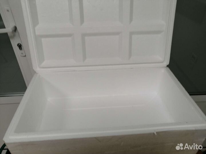 Термоконтейнер из пенопласта