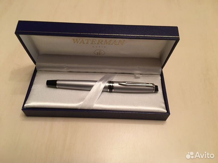 Перьевая ручка