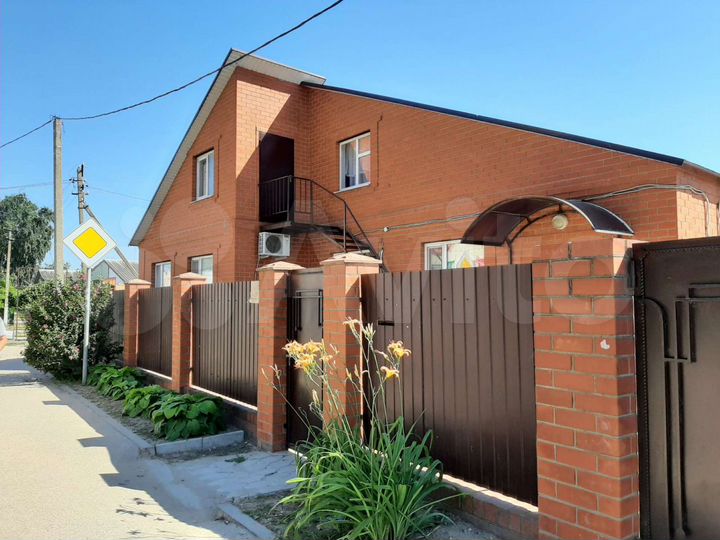 Дом 139 м² на участке 3 сот.