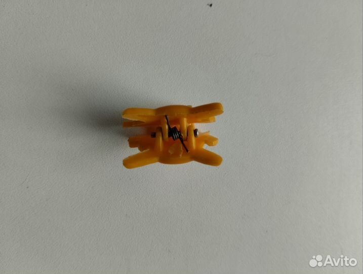 Заколка Пикачу из 90-х