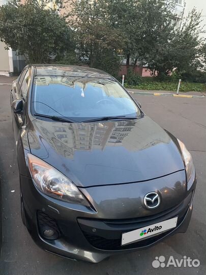 Mazda 3, 2011