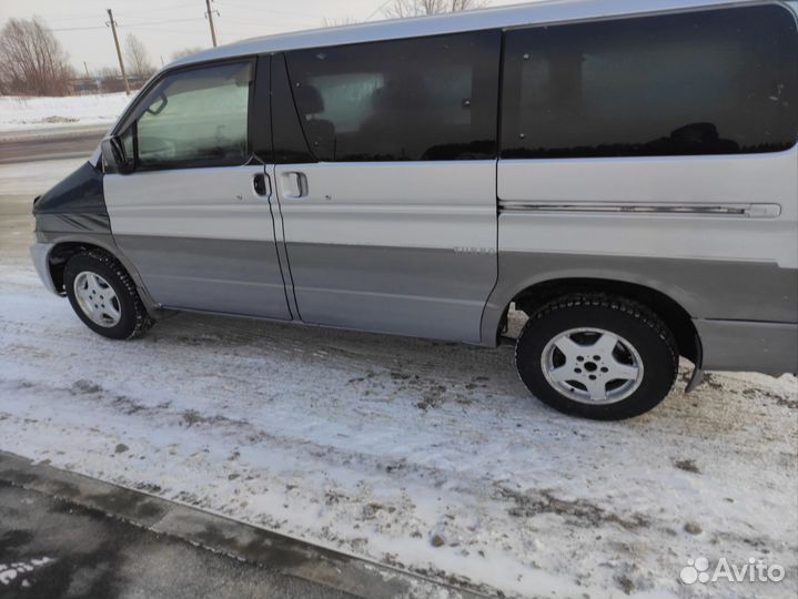 Mazda Bongo Friendee 2.5 AT, 1999, 267 764 км