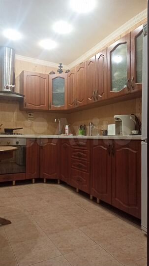 4-к. квартира, 71 м², 9/10 эт.