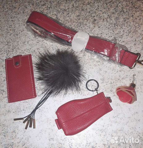 Кожаная ключница ремень брелок новые