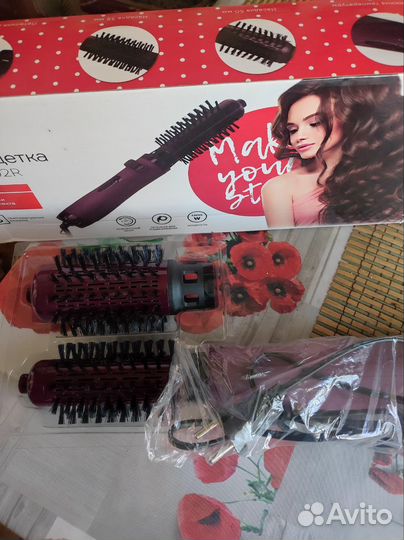 Фен щетка новая