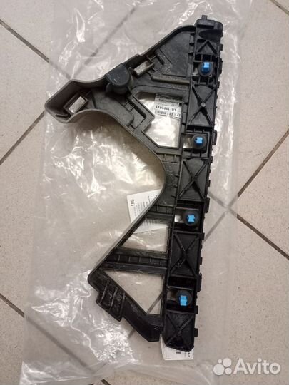 Кронштейн заднего бампера правый Optima 16