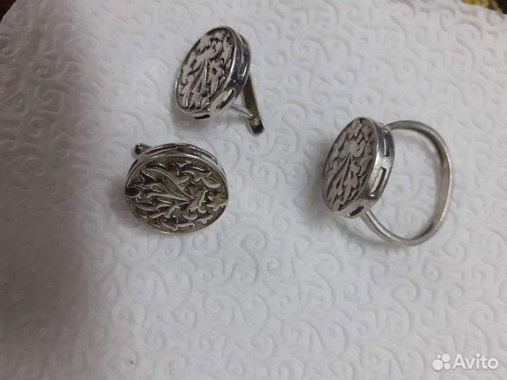 Комплект из серебра