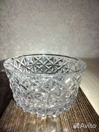 Хрустальная ваза