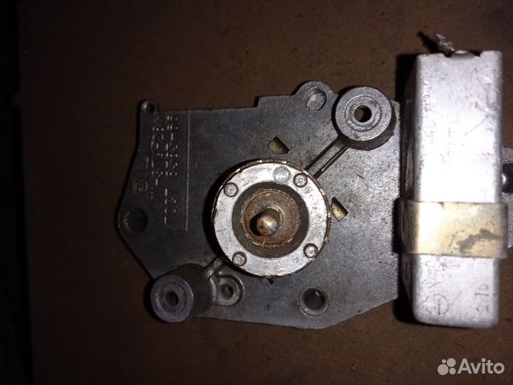 III- 6пу-28М; Клавишное управление магн.Тембр