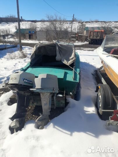 Лодка с мотором