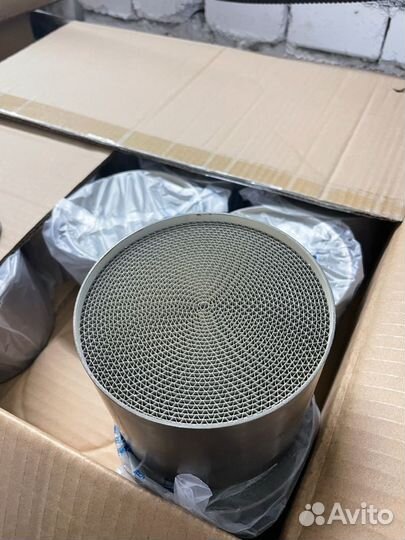 Катализатор Мазда CX-7 (катализатор Mazda CX-7)