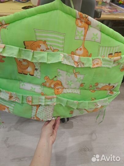 Органайзер на детскую кроватку