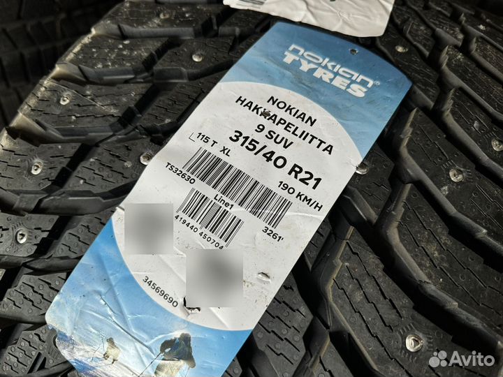 Nokian Tyres Hakkapeliitta 9 SUV 315/40 R21 115T