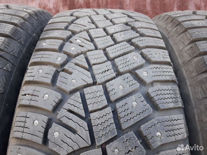 Continental IceContact 2 SUV 225/65 R17 106T