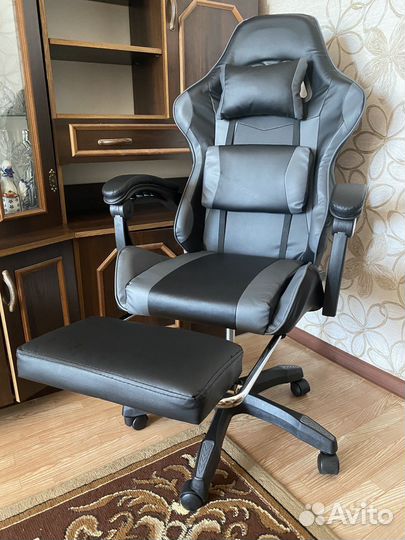 Компьютерное кресло