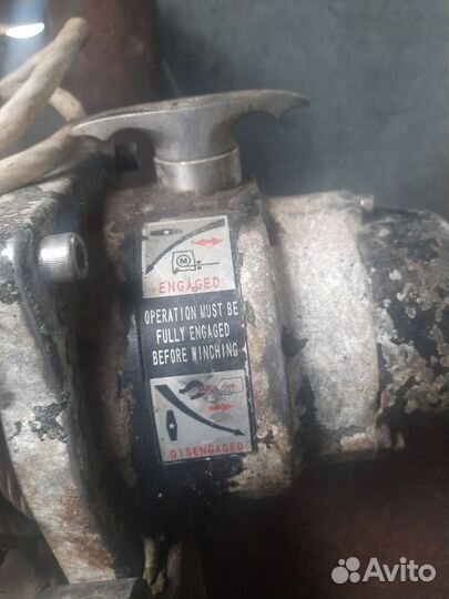 Лебедка электрическая автомобильная