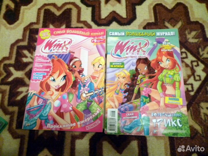 Фигурки, киндеры, журналы, значок Винкс Winx